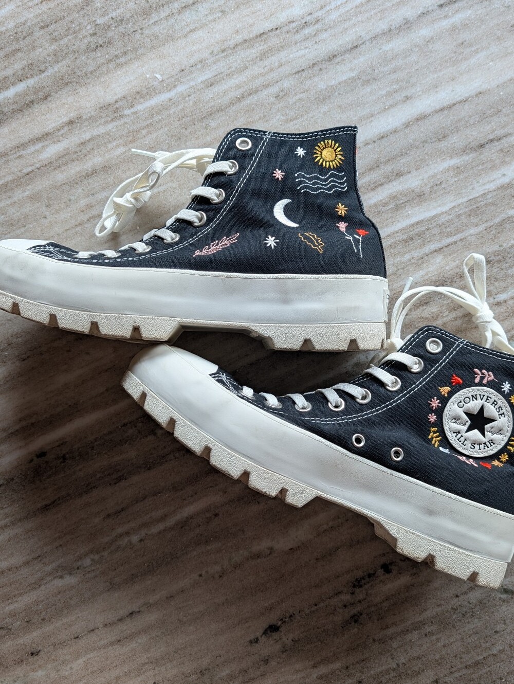 Converse Chuck Taylor Platform High-Tops with Embroidered Sun & Moon - Black